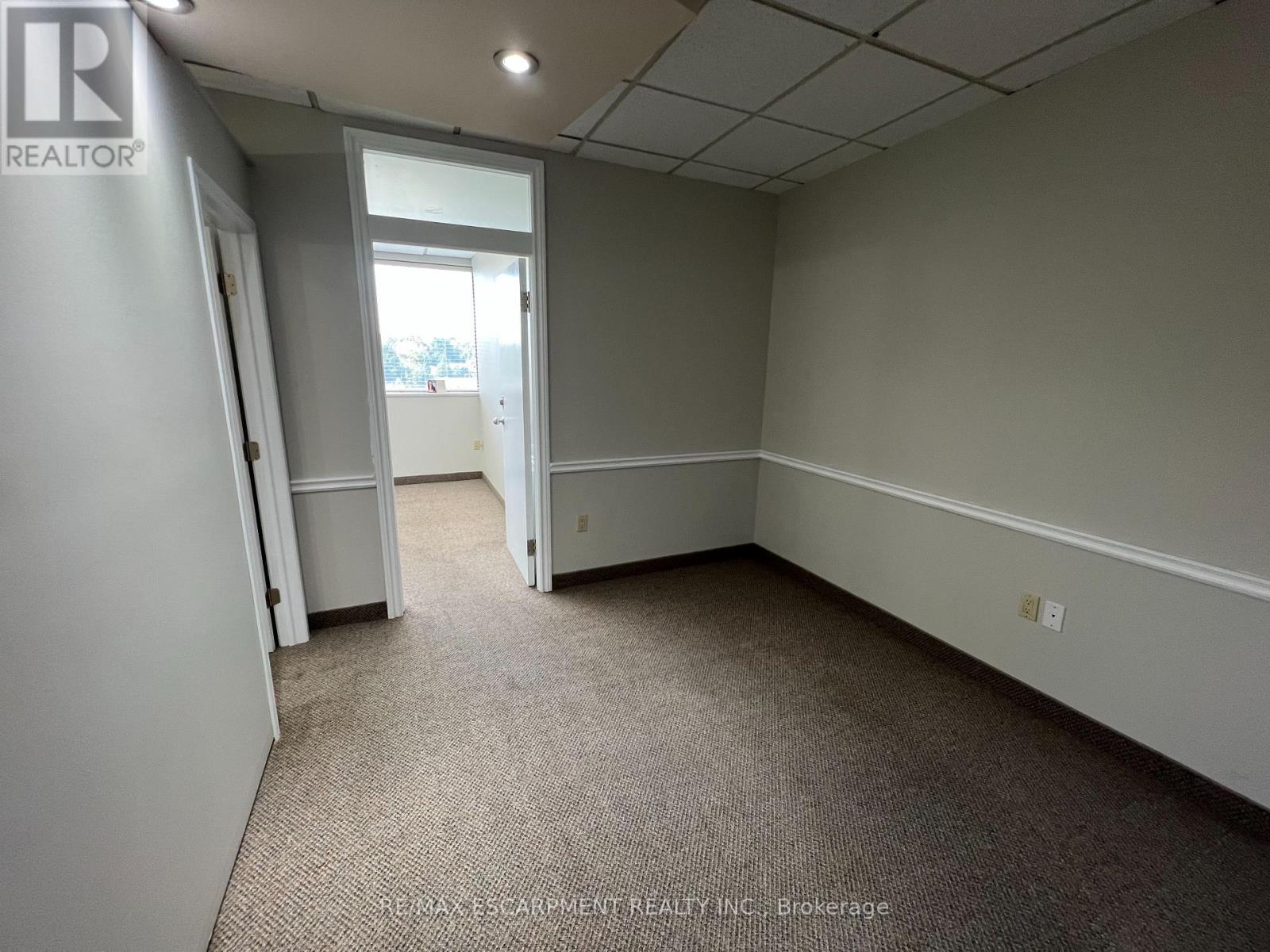 302 - 1030 Upper James Street, Hamilton, Ontario  L9C 6X6 - Photo 13 - X12519918