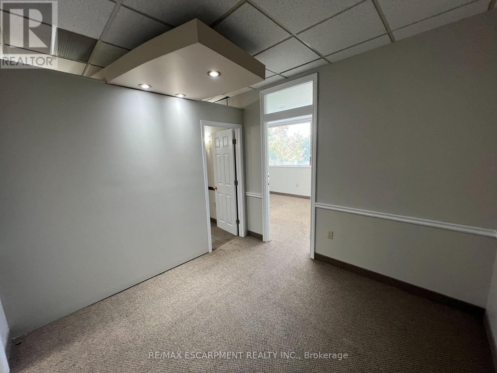 302 - 1030 Upper James Street, Hamilton, Ontario  L9C 6X6 - Photo 14 - X12519918