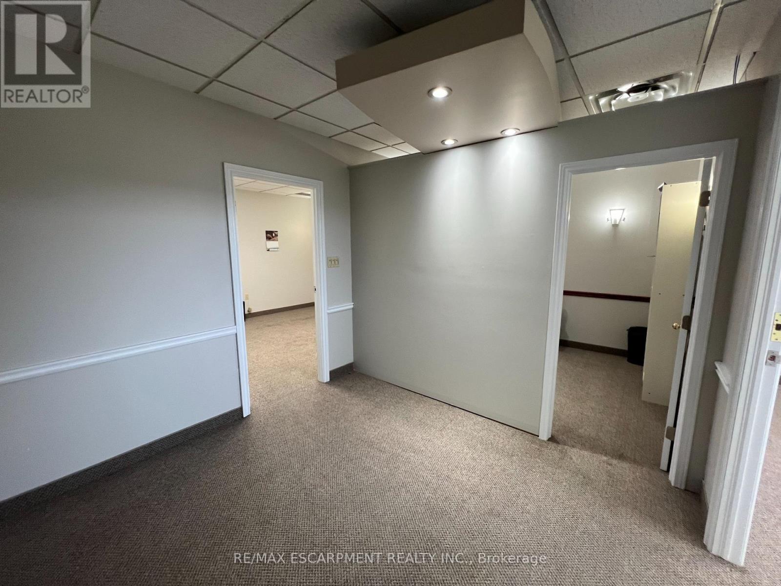 302 - 1030 Upper James Street, Hamilton, Ontario  L9C 6X6 - Photo 16 - X12519918