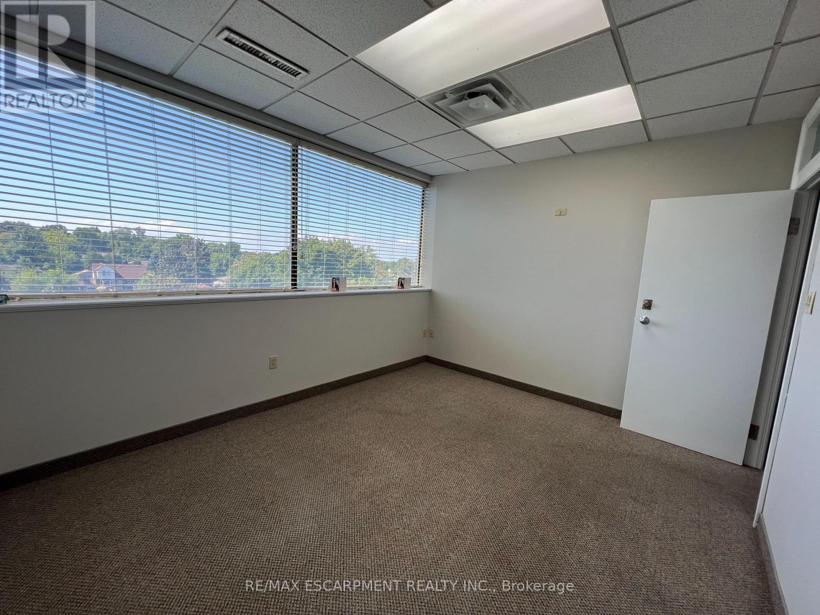 302 - 1030 Upper James Street, Hamilton, Ontario  L9C 6X6 - Photo 23 - X12519918