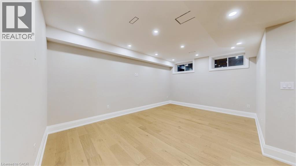 333 Silvana Crescent, Burlington, Ontario L7L 2W3 - Photo 31 - 40786454