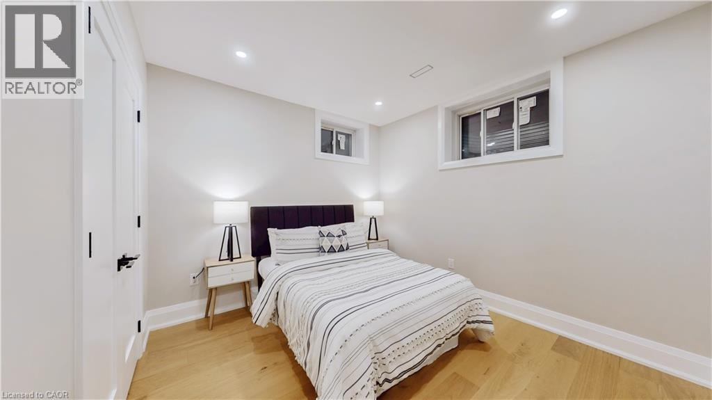 333 Silvana Crescent, Burlington, Ontario L7L 2W3 - Photo 34 - 40786454