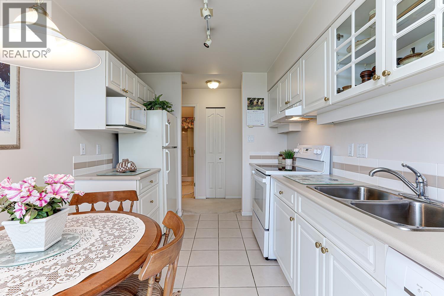 702 7108 Edmonds Street, Burnaby, British Columbia V3N 4X9 - Photo 9 - R3065633