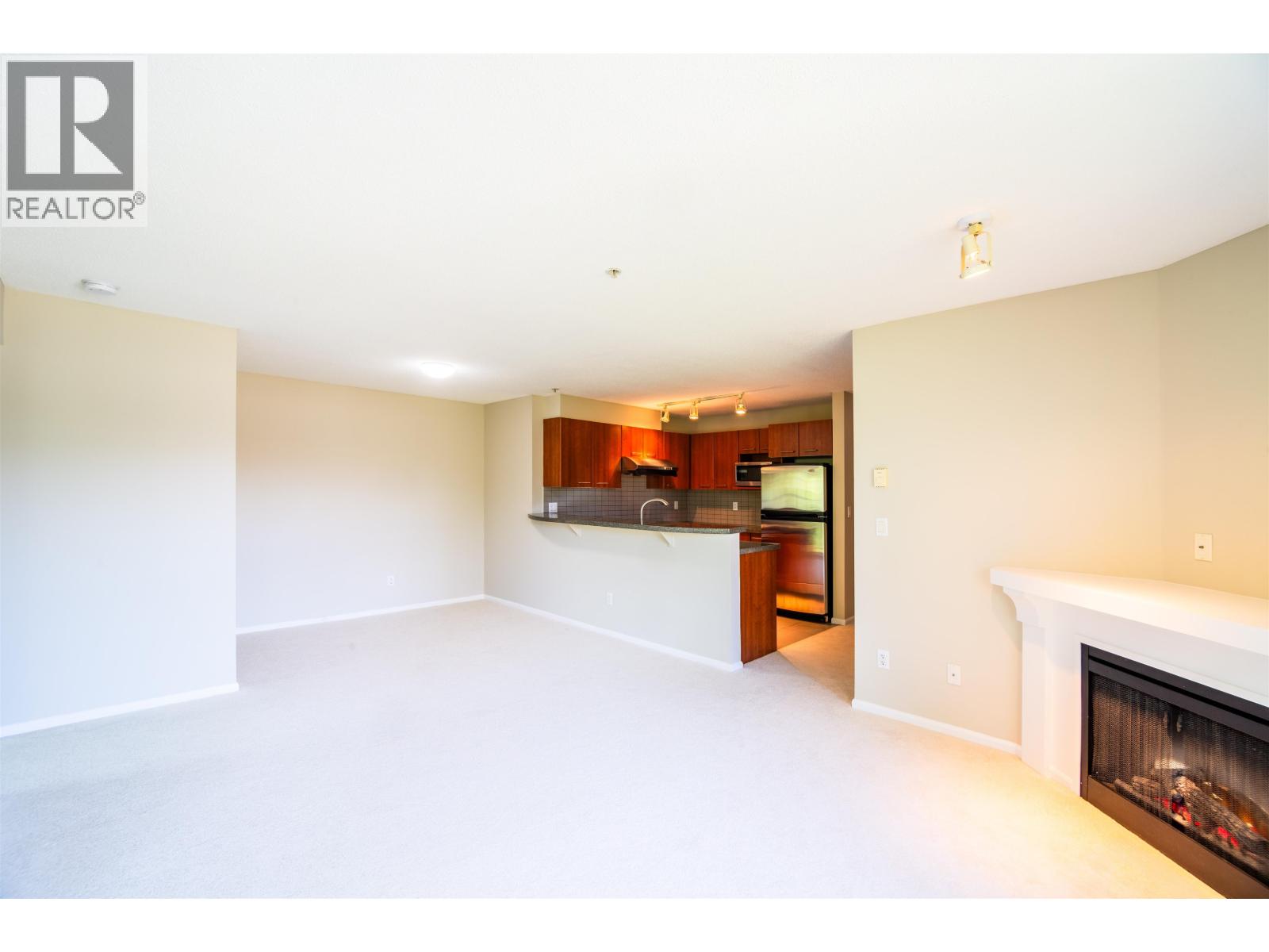 476 9100 Ferndale Road, Richmond, British Columbia V6Y 4L1 - Photo 4 - R3065636