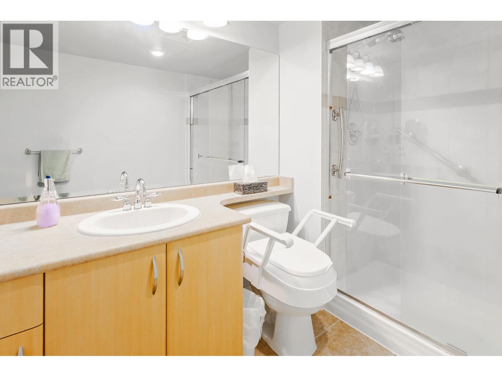 701 720 Hamilton Street, New Westminster, British Columbia V3M 7A6 - Photo 18 - R3065639