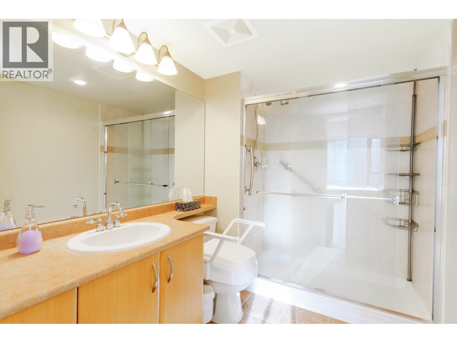 701 720 Hamilton Street, New Westminster, British Columbia V3M 7A6 - Photo 22 - R3065639