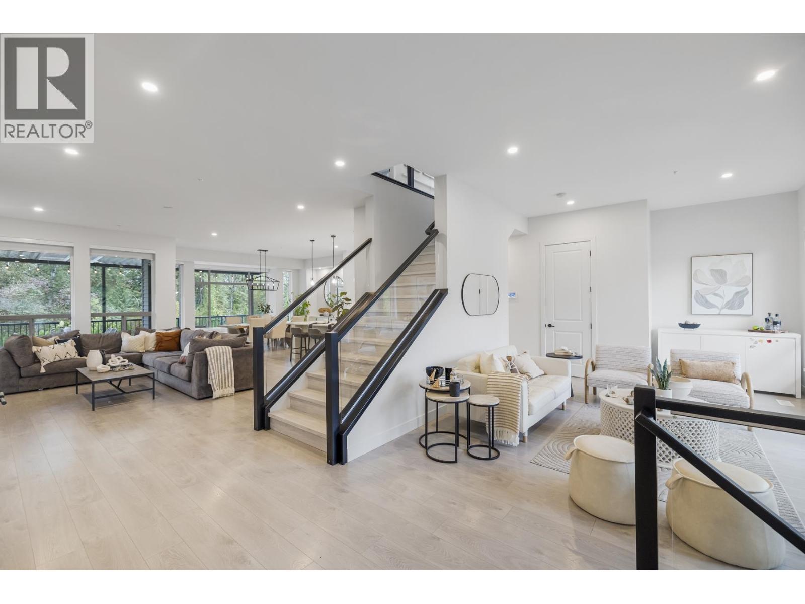 11371 Mcdougal Street, Maple Ridge, British Columbia V2X 4K6 - Photo 3 - R3065643