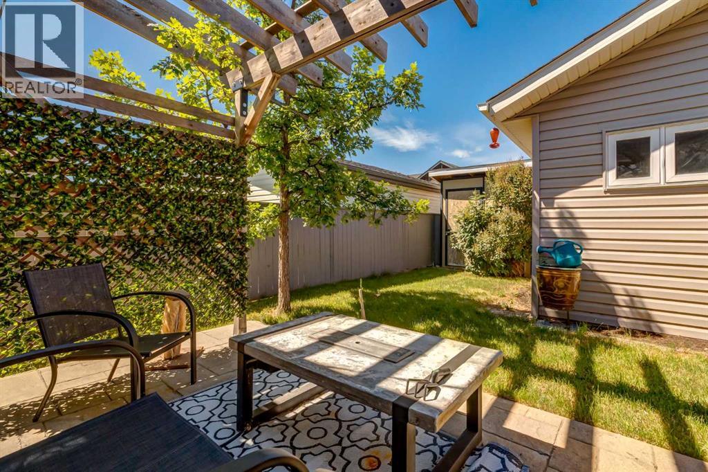 35 Bridlecrest Manor Sw, Calgary, Alberta  T2Y 4Y4 - Photo 36 - A2250180