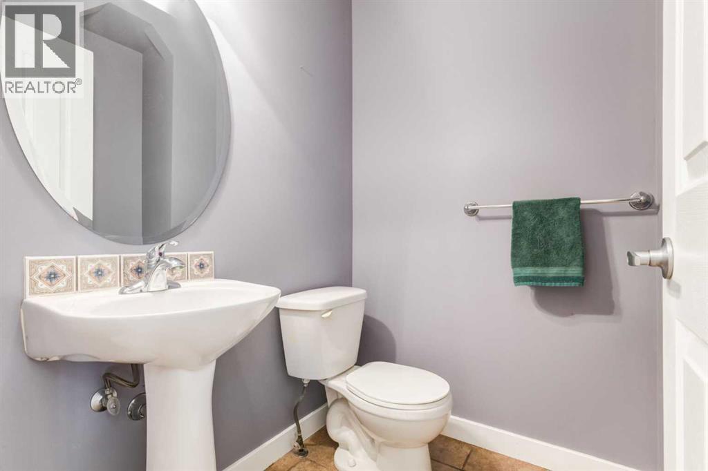 35 Bridlecrest Manor Sw, Calgary, Alberta  T2Y 4Y4 - Photo 16 - A2250180