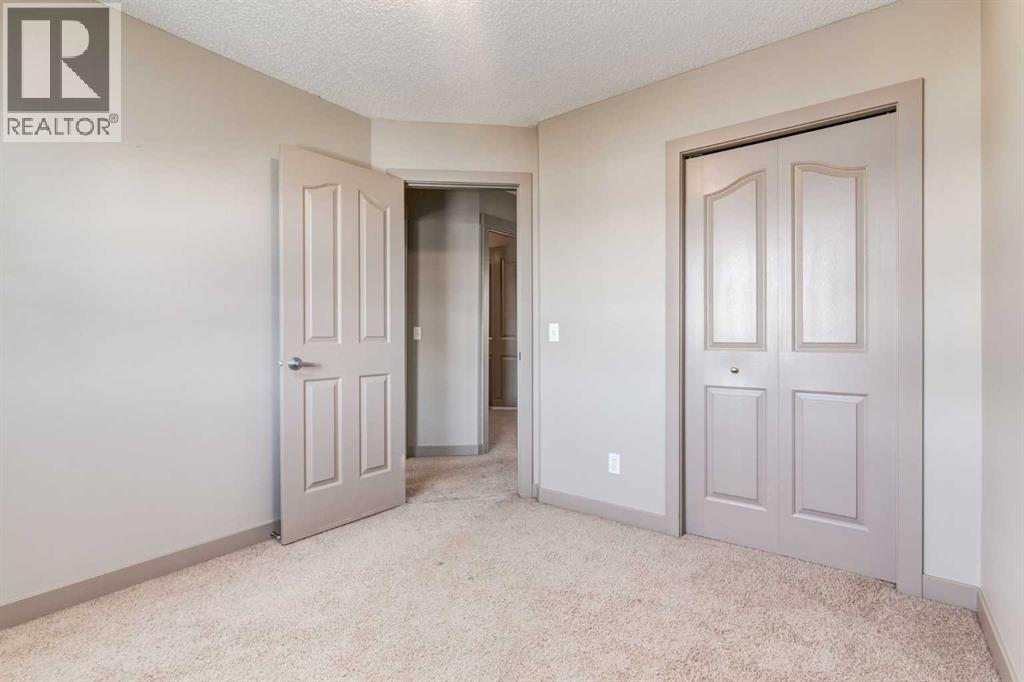 35 Bridlecrest Manor Sw, Calgary, Alberta  T2Y 4Y4 - Photo 23 - A2250180