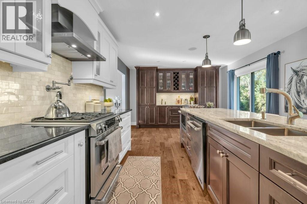 22 Roehampton Court, Kitchener, Ontario N2A 3L1 - Photo 13 - 40778522