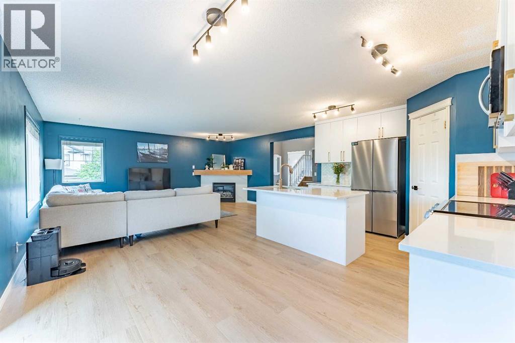 76 Cranfield Place Se, Calgary, Alberta  T3M 1B3 - Photo 9 - A2256843