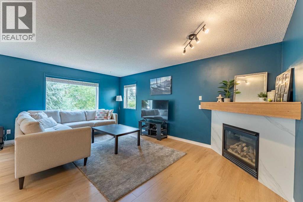 76 Cranfield Place Se, Calgary, Alberta  T3M 1B3 - Photo 5 - A2256843