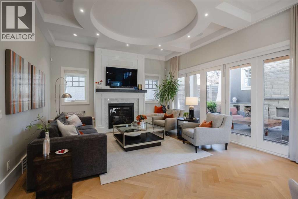 1213 Premier Way Sw, Calgary, Alberta  T2T 1L8 - Photo 7 - A2262807