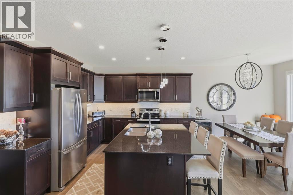271 Chelsea Heath, Chestermere, Alberta  T1X 2N4 - Photo 7 - A2253343