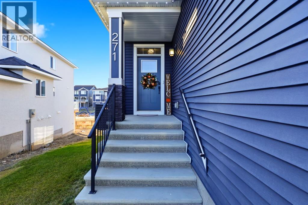 Property at 271 Chelsea Heath image 3