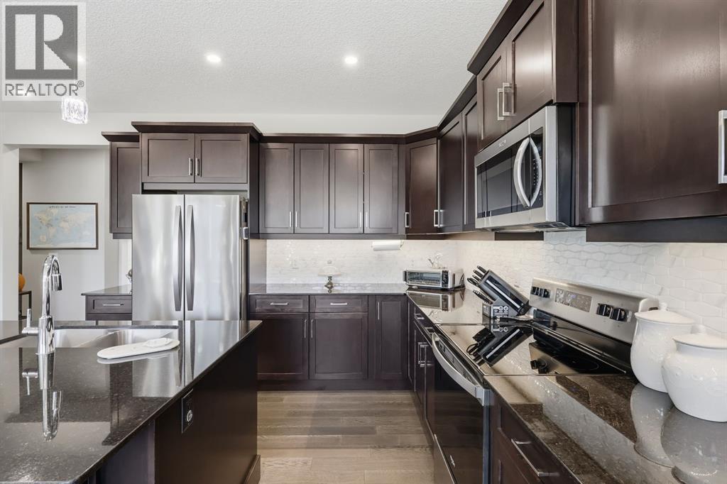 271 Chelsea Heath, Chestermere, Alberta  T1X 2N4 - Photo 8 - A2253343
