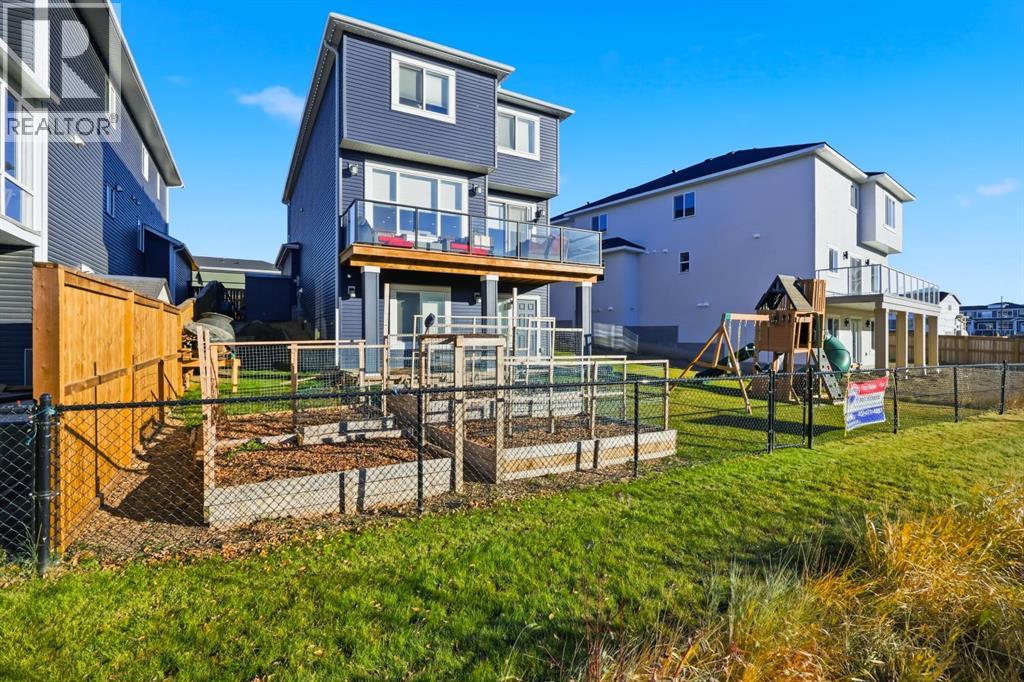 271 Chelsea Heath, Chestermere, Alberta  T1X 2N4 - Photo 33 - A2253343