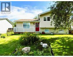 11 Lake Newell Crescent E Lakewood, Brooks, Ca