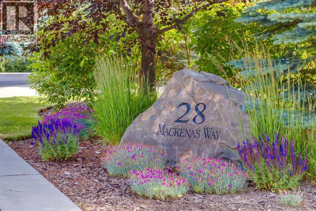 28 Mackenas Way, Rural Rocky View County, Alberta  T3Z 3C9 - Photo 6 - A2239798