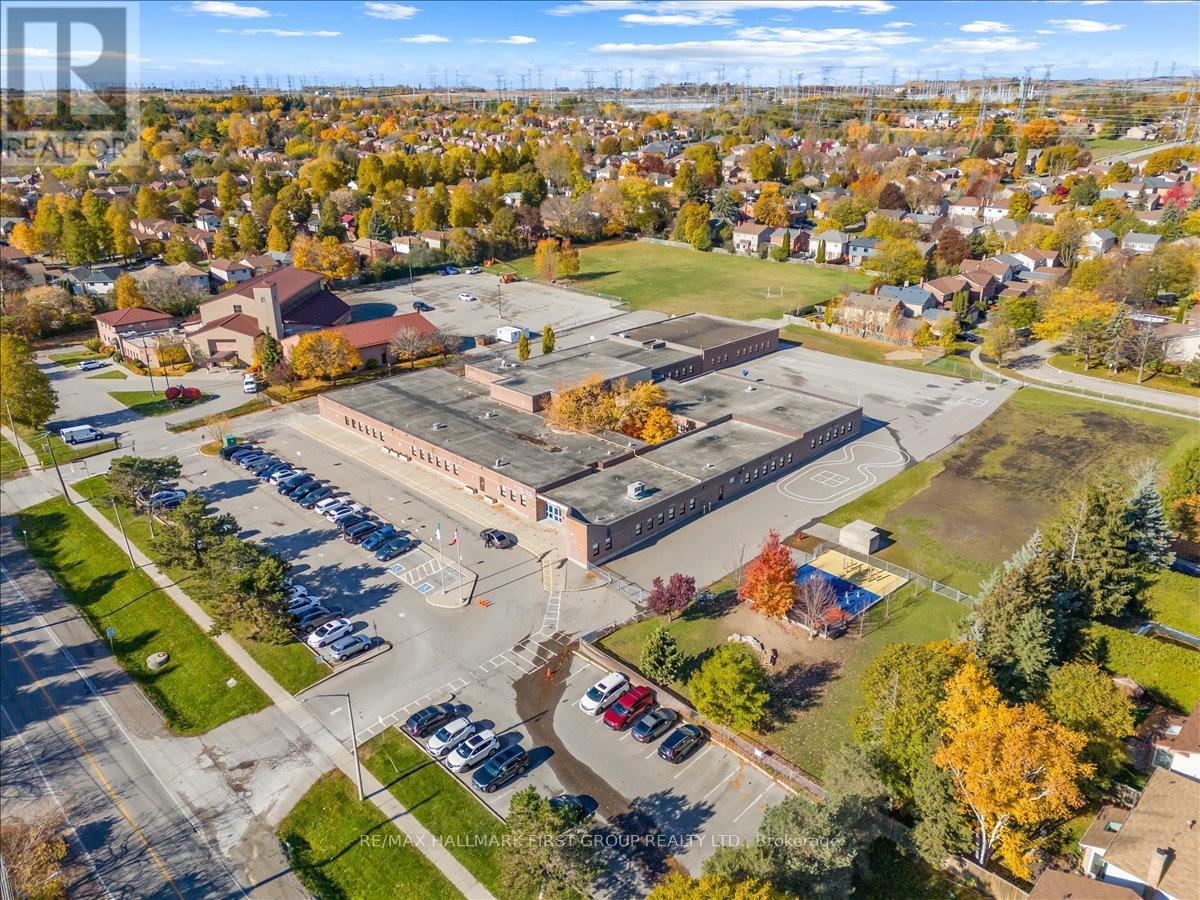 1239 Fieldstone Circle, Pickering, Ontario  L1X 1B9 - Photo 44 - E12512784