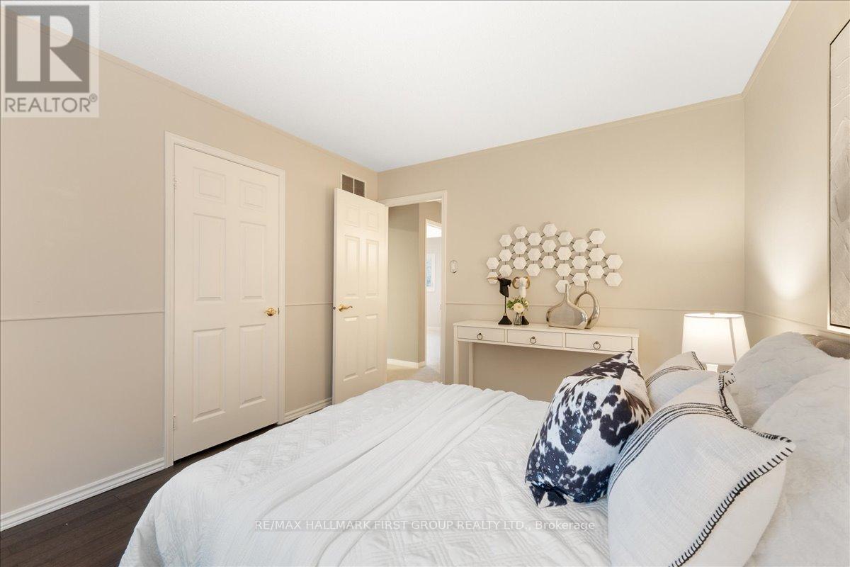 1239 Fieldstone Circle, Pickering, Ontario  L1X 1B9 - Photo 21 - E12512784