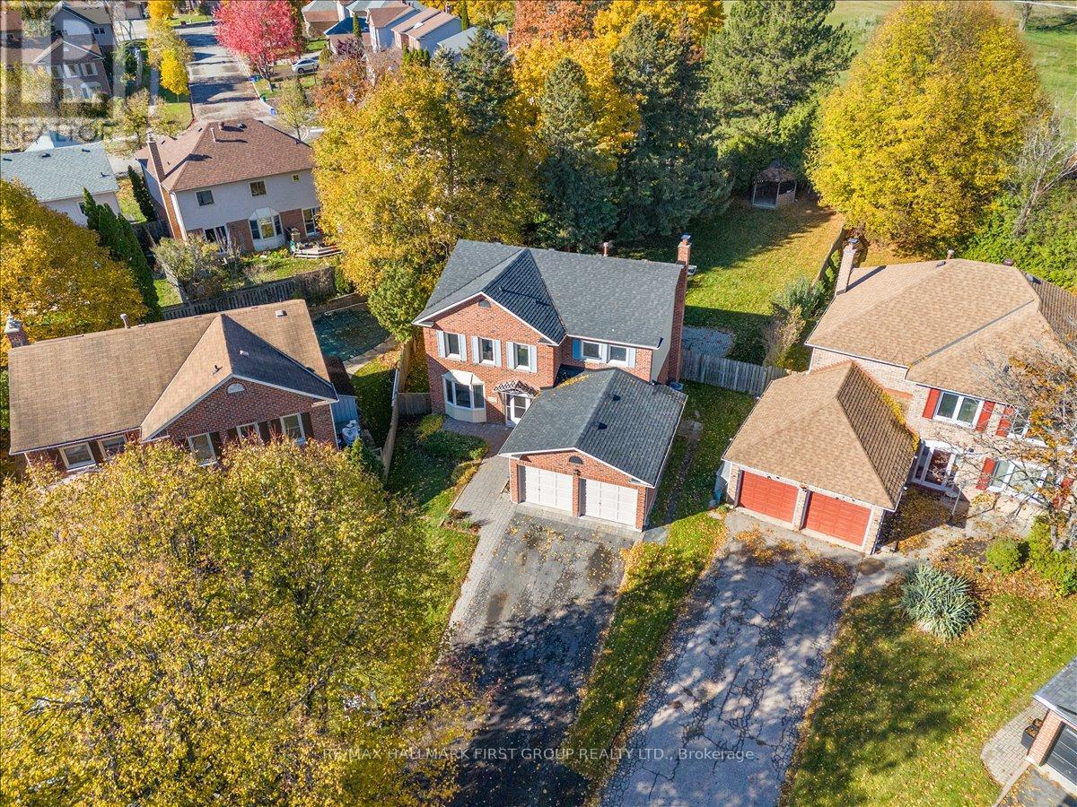 1239 Fieldstone Circle, Pickering, Ontario  L1X 1B9 - Photo 4 - E12512784