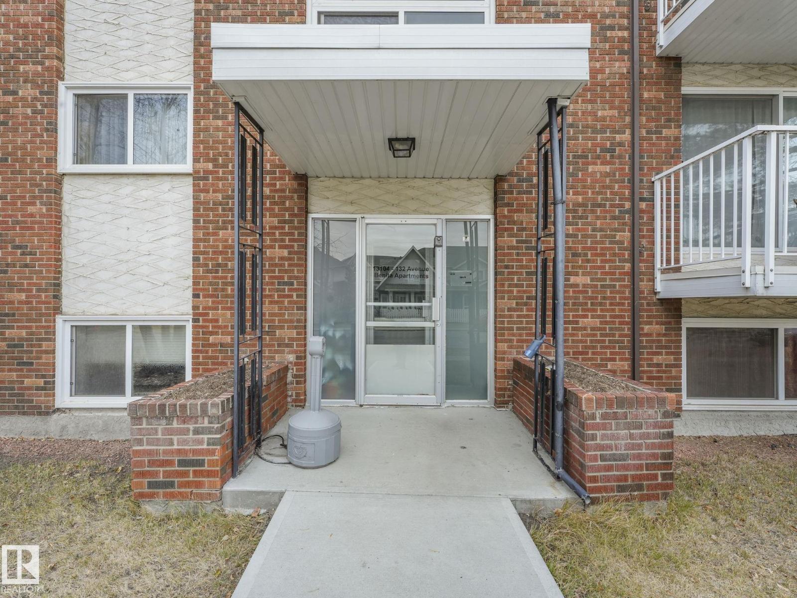 #305 13104 132 Av Nw, Edmonton, Alberta  T5L 3R3 - Photo 4 - E4465025