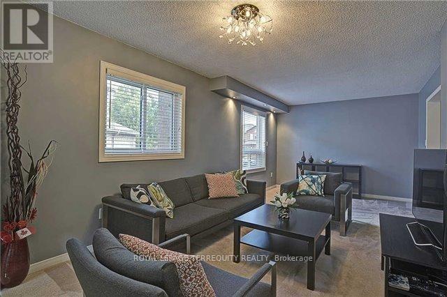 434 Marlatt Drive, Oakville, Ontario  L6H 5X5 - Photo 2 - W12519988