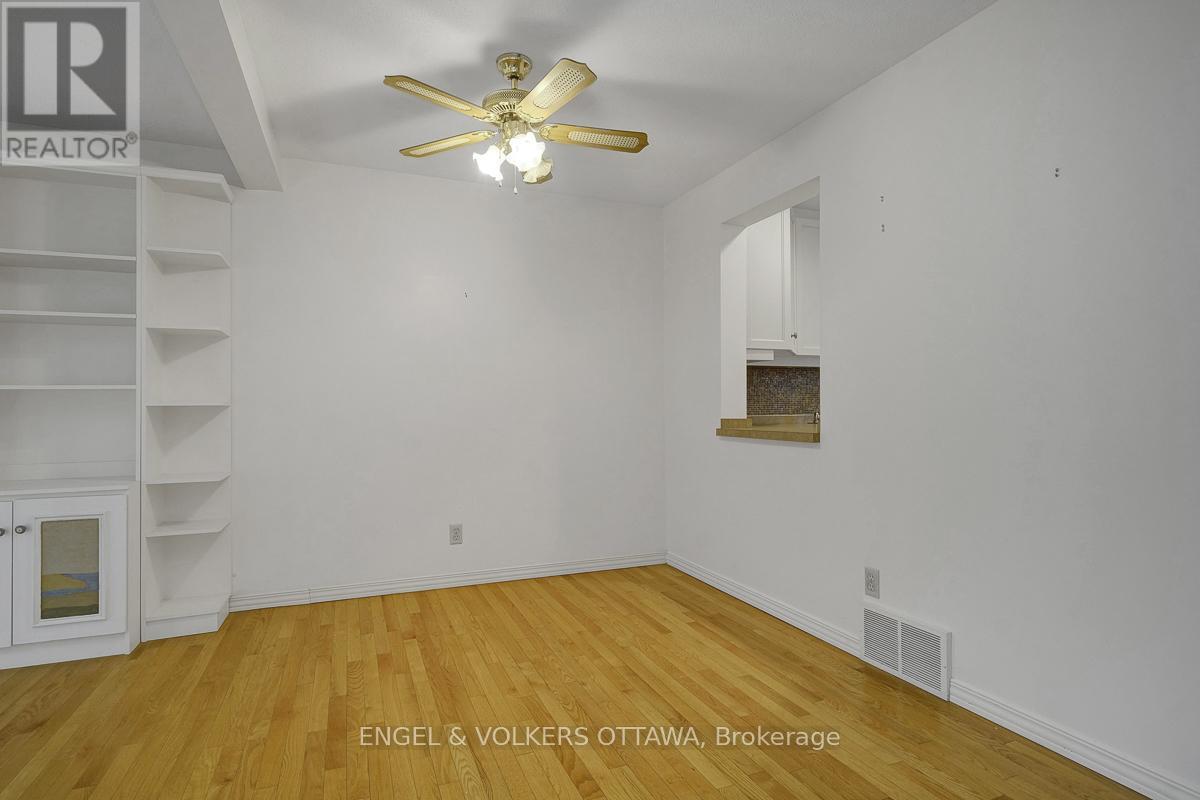 68 - 1947 Stonehenge Crescent, Ottawa, Ontario  K1B 4N7 - Photo 10 - X12519998