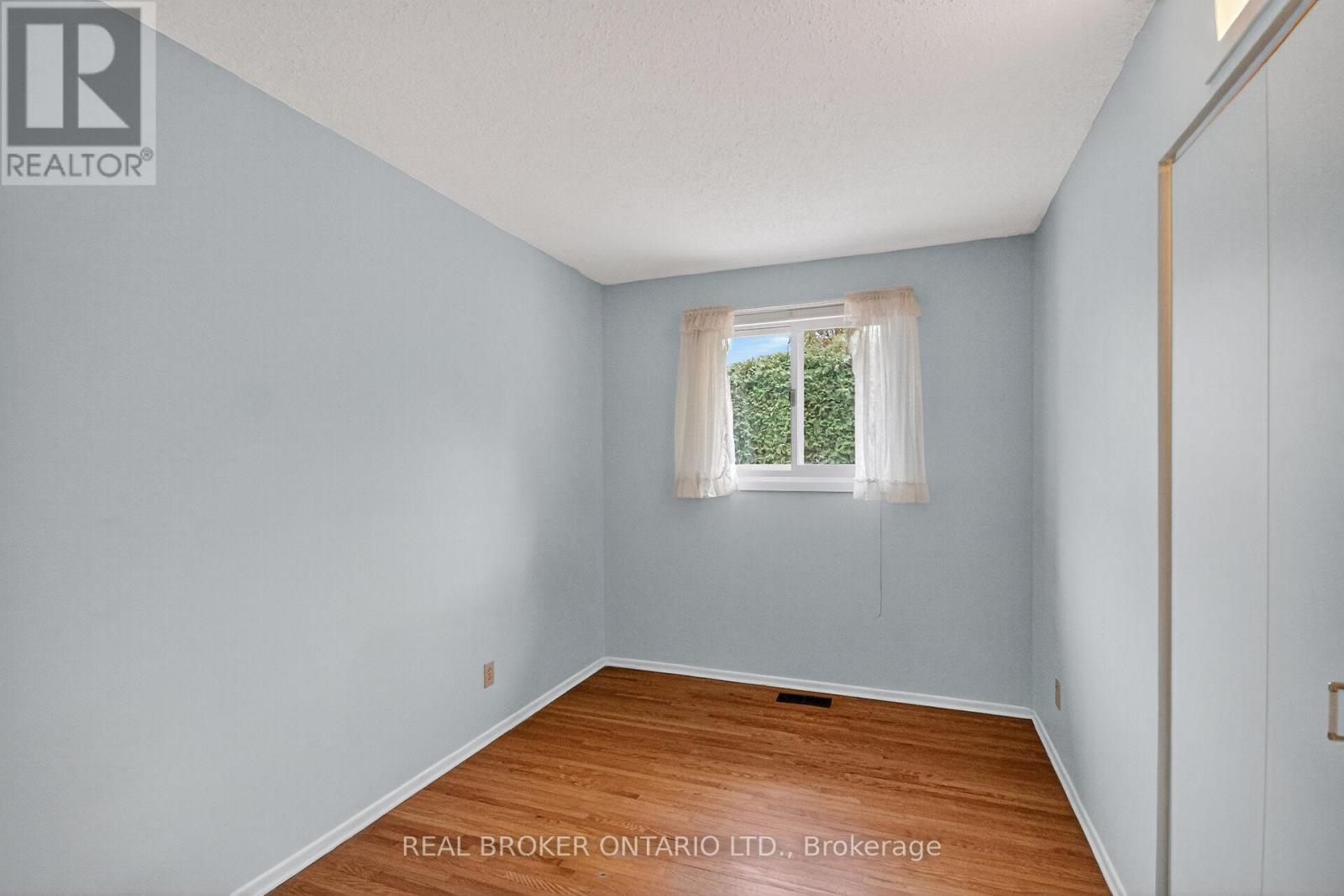 89 Country Lane W, Ottawa, Ontario  K2L 1J4 - Photo 13 - X12520000
