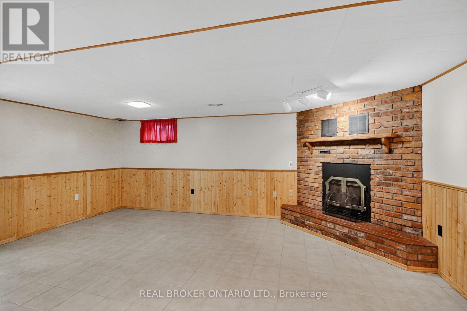 89 Country Lane W, Ottawa, Ontario  K2L 1J4 - Photo 23 - X12520000