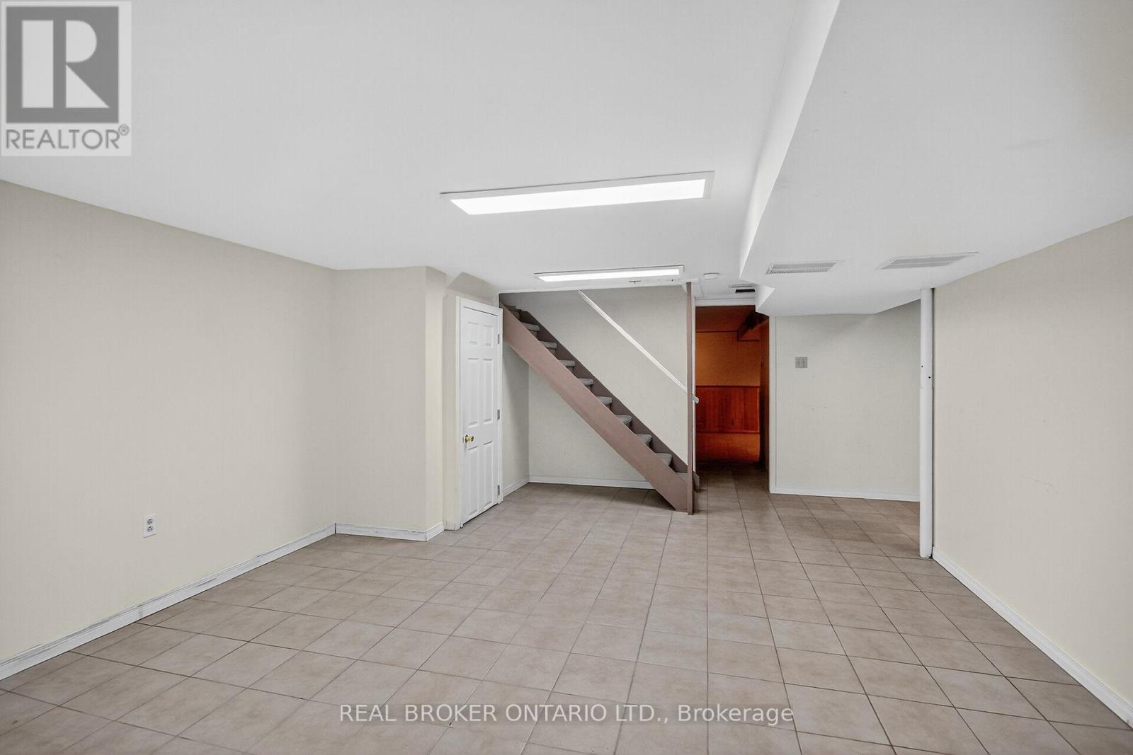 89 Country Lane W, Ottawa, Ontario  K2L 1J4 - Photo 24 - X12520000