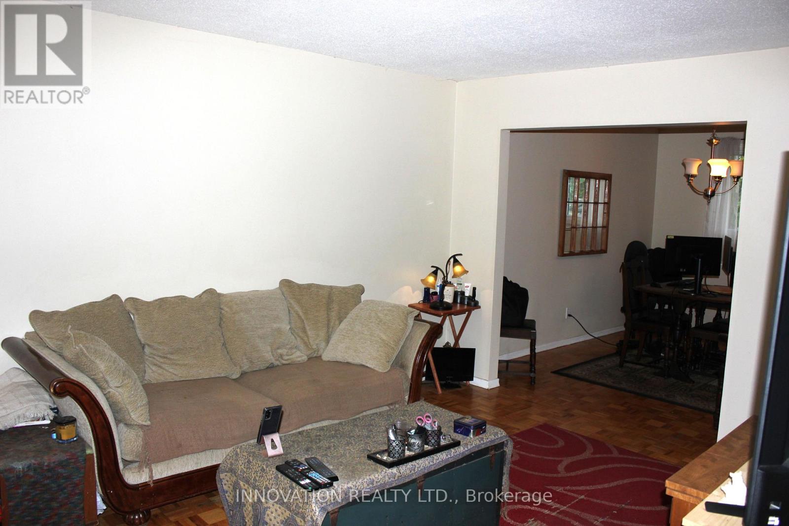 59 Valewood Crescent, Ottawa, Ontario  K1B 4G1 - Photo 13 - X12520022