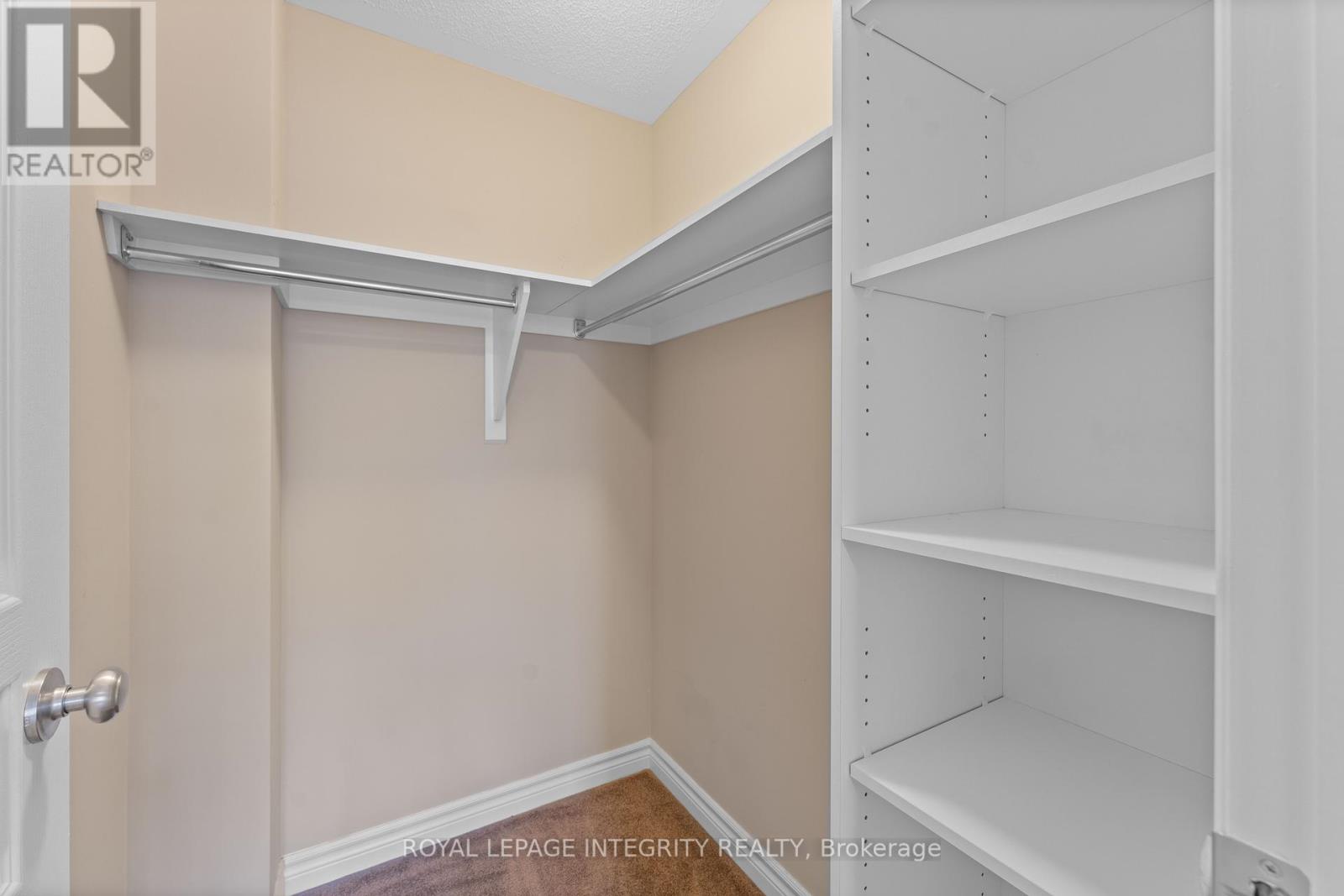 F - 21 Tadley Private, Ottawa, Ontario  K2J 2T3 - Photo 19 - X12520054