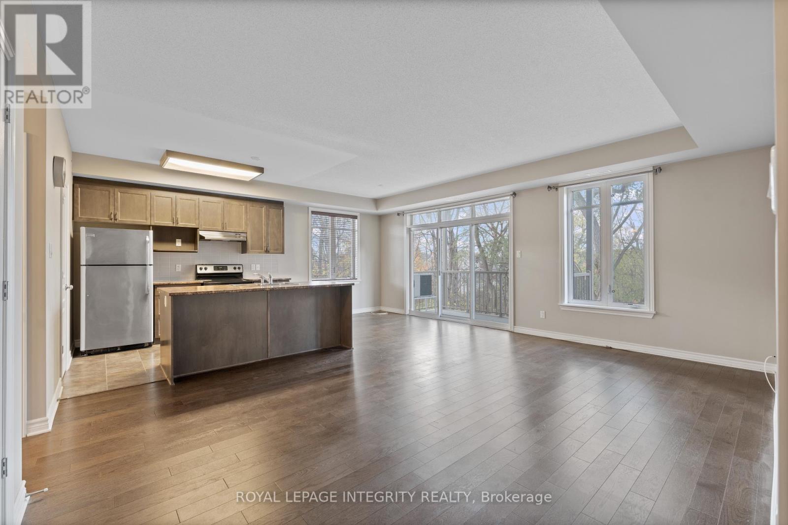 F - 21 Tadley Private, Ottawa, Ontario  K2J 2T3 - Photo 6 - X12520054