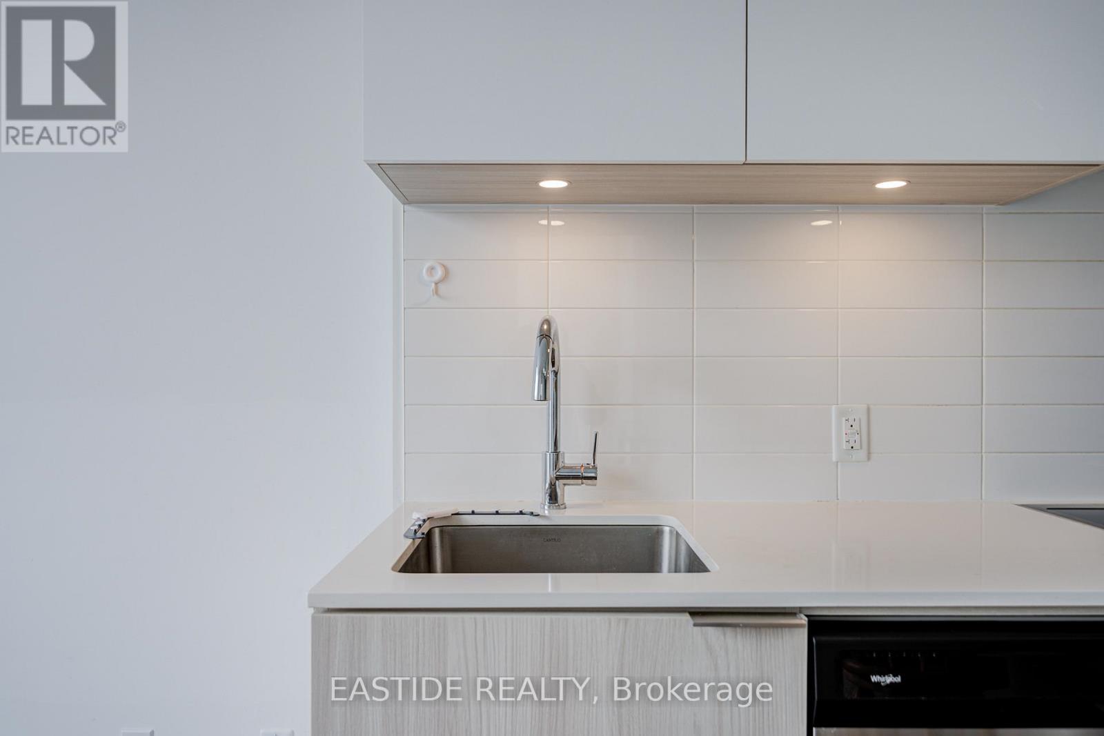 612 - 203 College Street, Toronto, Ontario M5T 1P9 - Photo 13 - C12425285