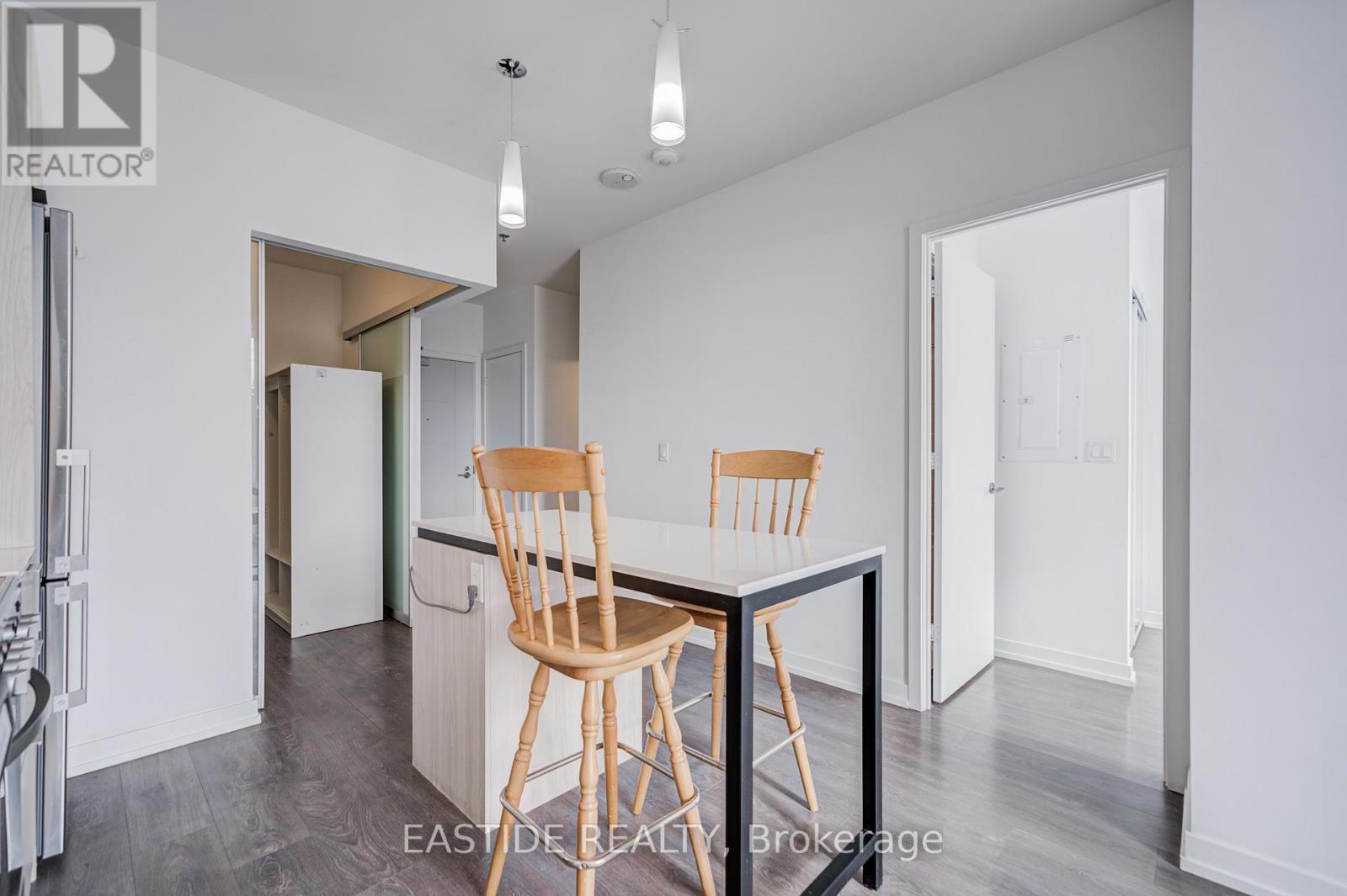612 - 203 College Street, Toronto, Ontario M5T 1P9 - Photo 12 - C12425285