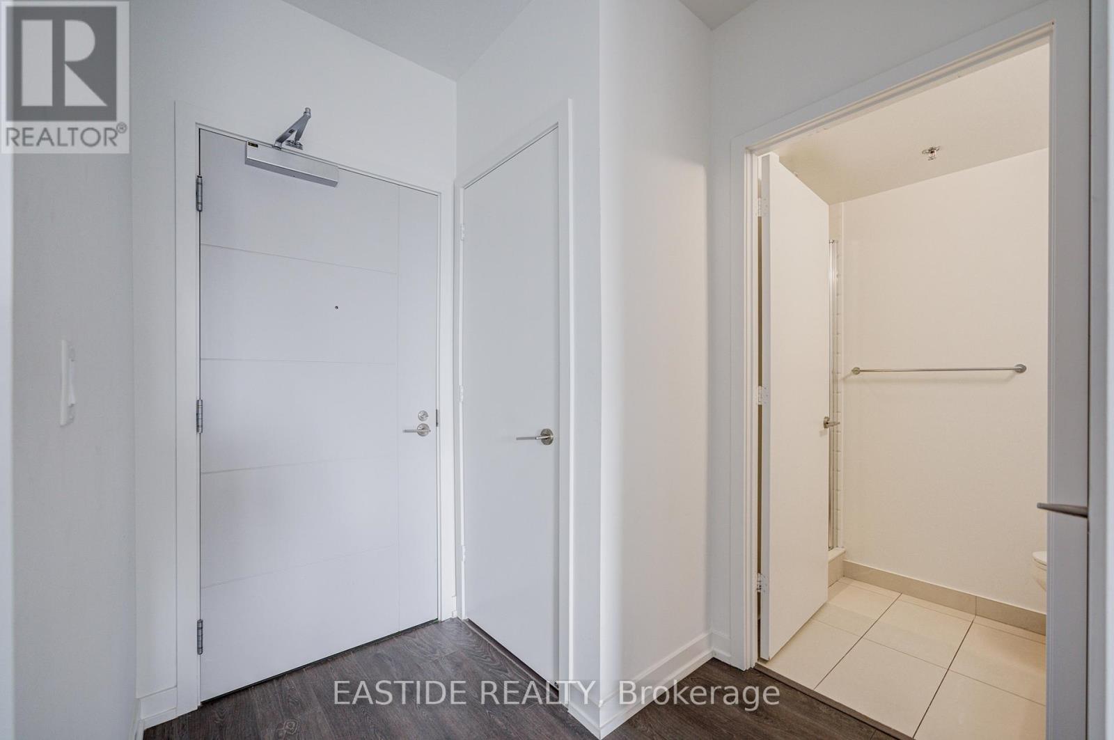 612 - 203 College Street, Toronto, Ontario M5T 1P9 - Photo 4 - C12425285