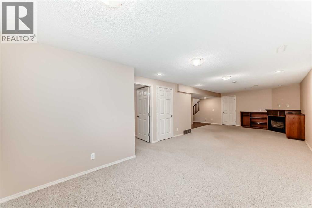 1046 Channelside Way Sw, Airdrie, Alberta  T4B 3H9 - Photo 27 - A2264035