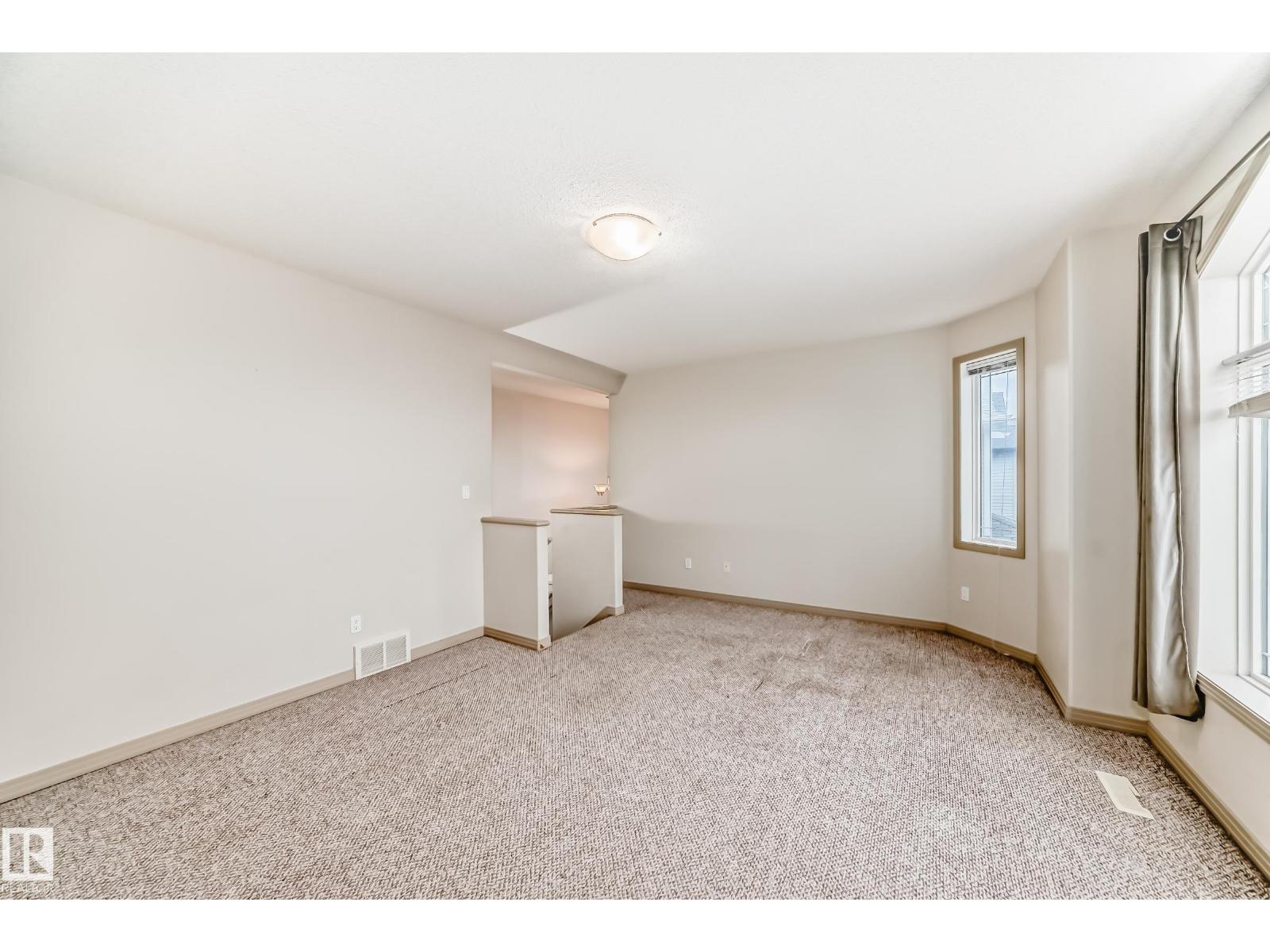 5930 165 Av Nw, Edmonton, Alberta  T5Y 0J1 - Photo 9 - E4465016