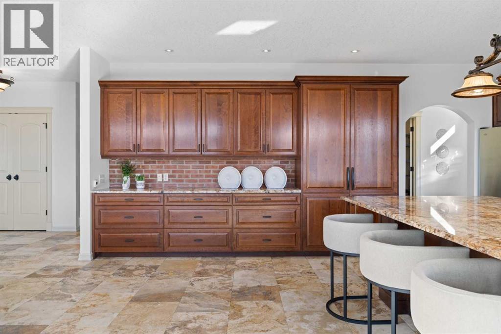 804 9a Street Ne, Calgary, Alberta  T2e 4L6 - Photo 11 - A2267071