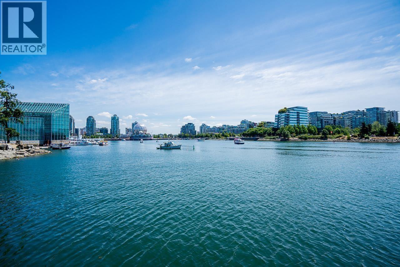 106 980 Cooperage Way, Vancouver, British Columbia V6B 0C3 - Photo 2 - R3065608