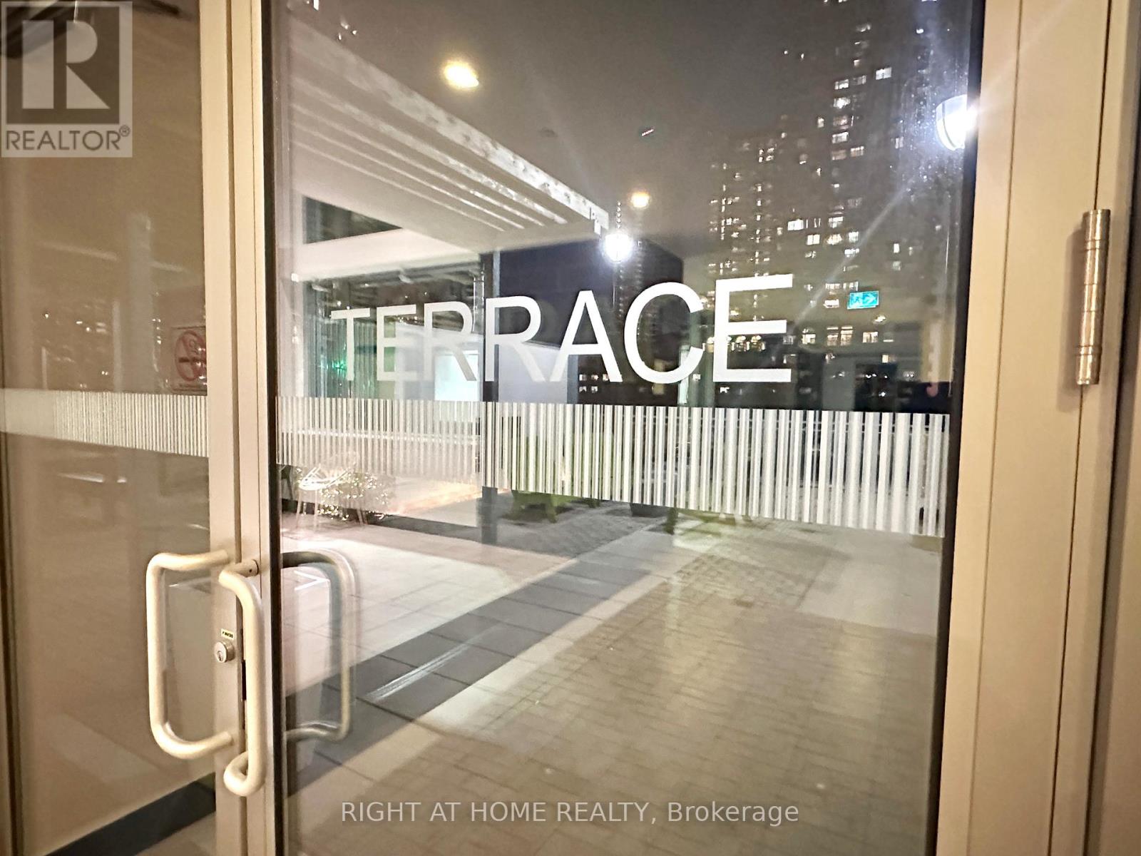 2303 - 360 Square One Drive, Mississauga, Ontario L5B 0E6 - Photo 33 - W12453279