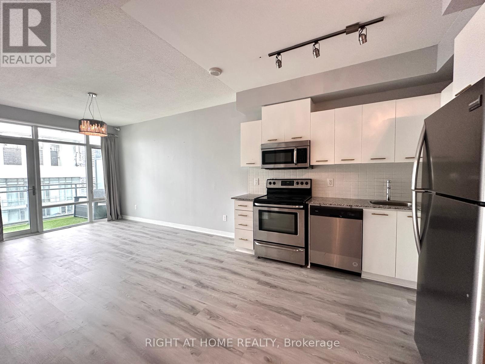 2303 - 360 Square One Drive, Mississauga, Ontario L5B 0E6 - Photo 3 - W12453279