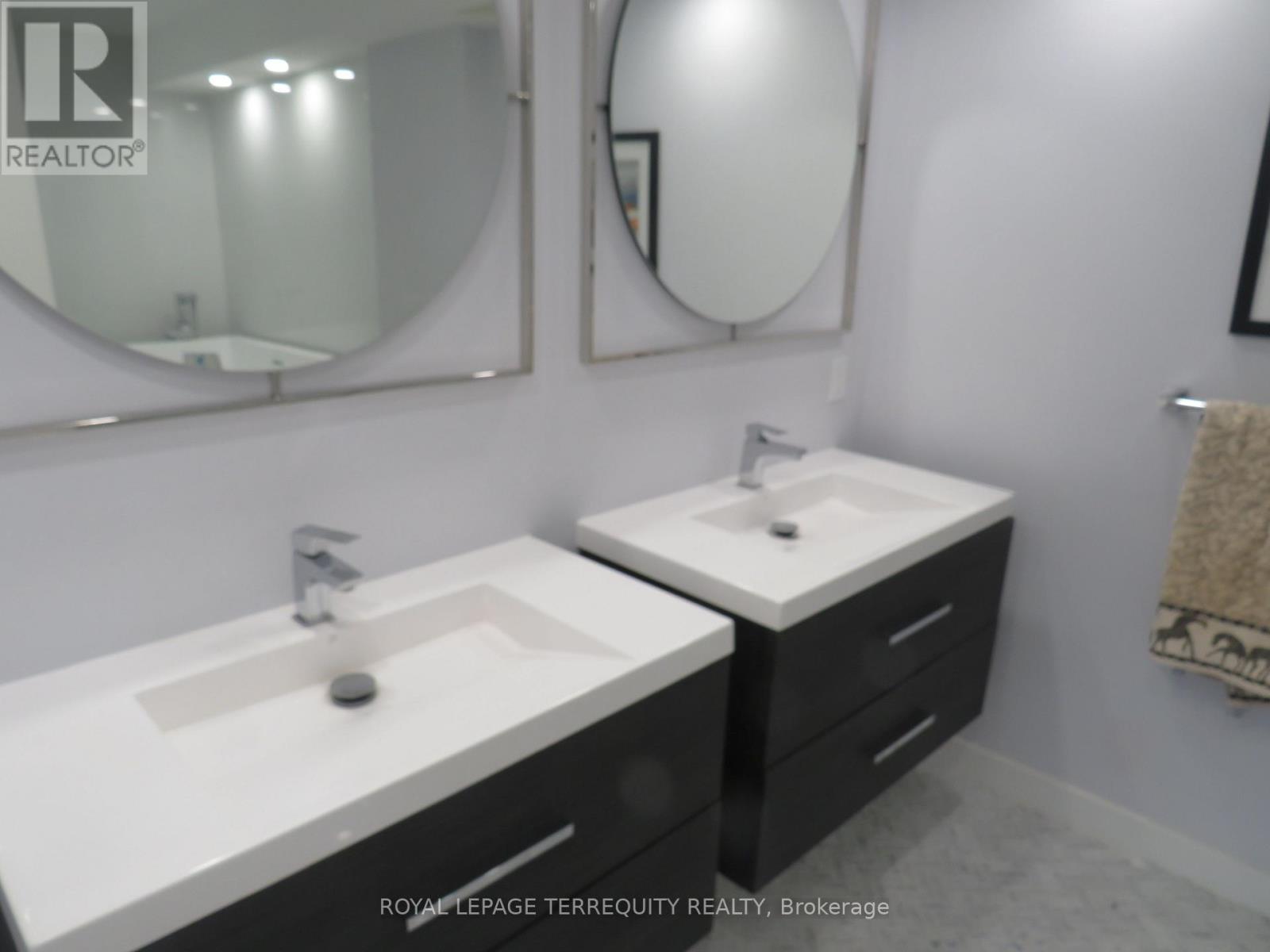 3305 - 2045 Lake Shore Boulevard W, Toronto, Ontario M8V 2Z6 - Photo 20 - W12509564