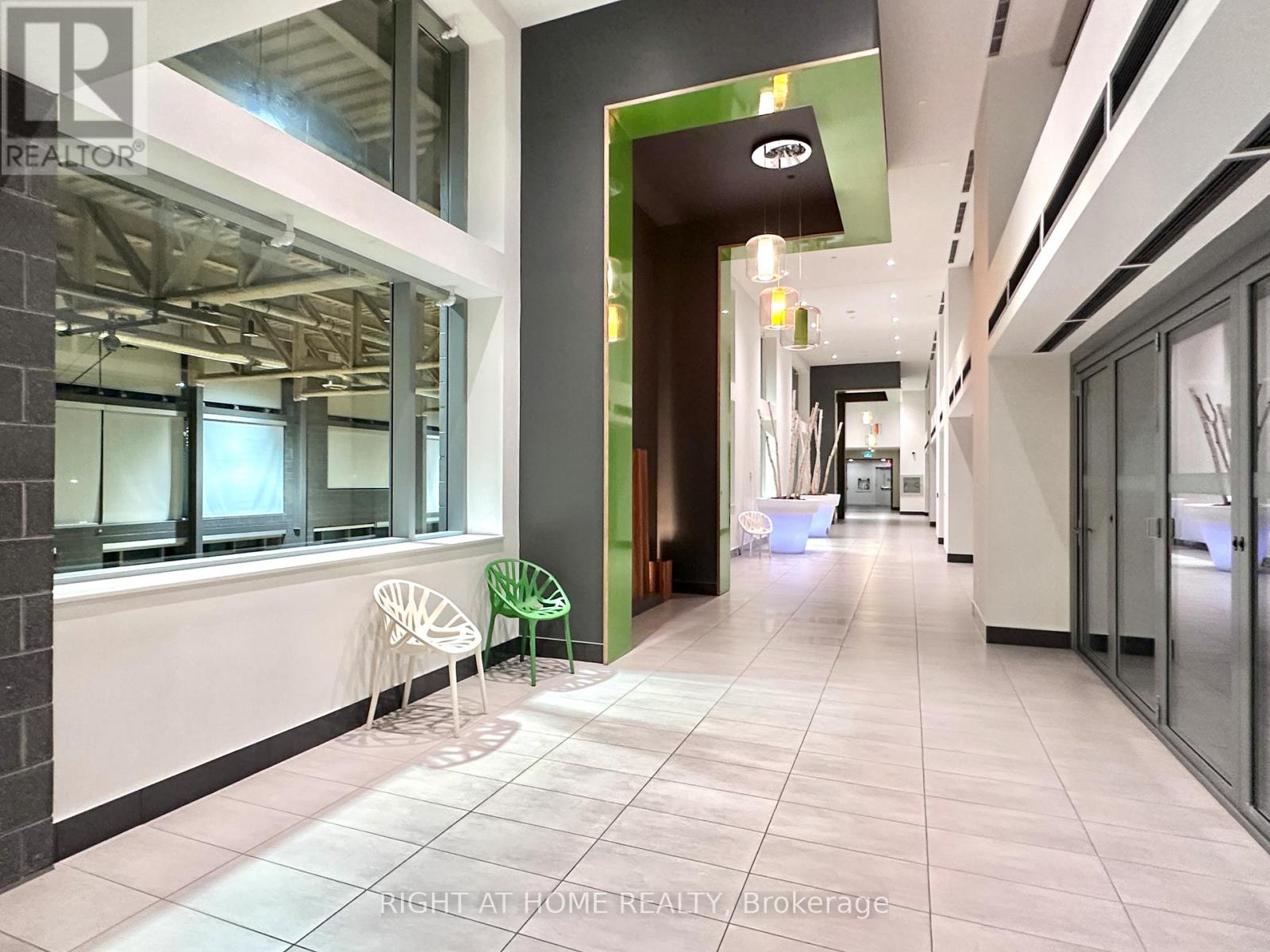 2303 - 360 Square One Drive, Mississauga, Ontario L5B 0E6 - Photo 31 - W12453279