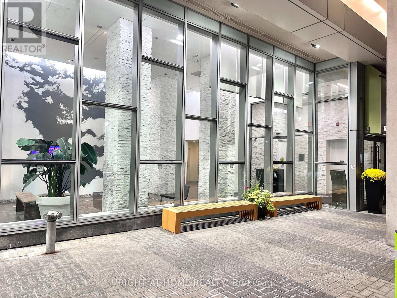 2303 - 360 Square One Drive, Mississauga, Ontario L5B 0E6 - Photo 35 - W12453279