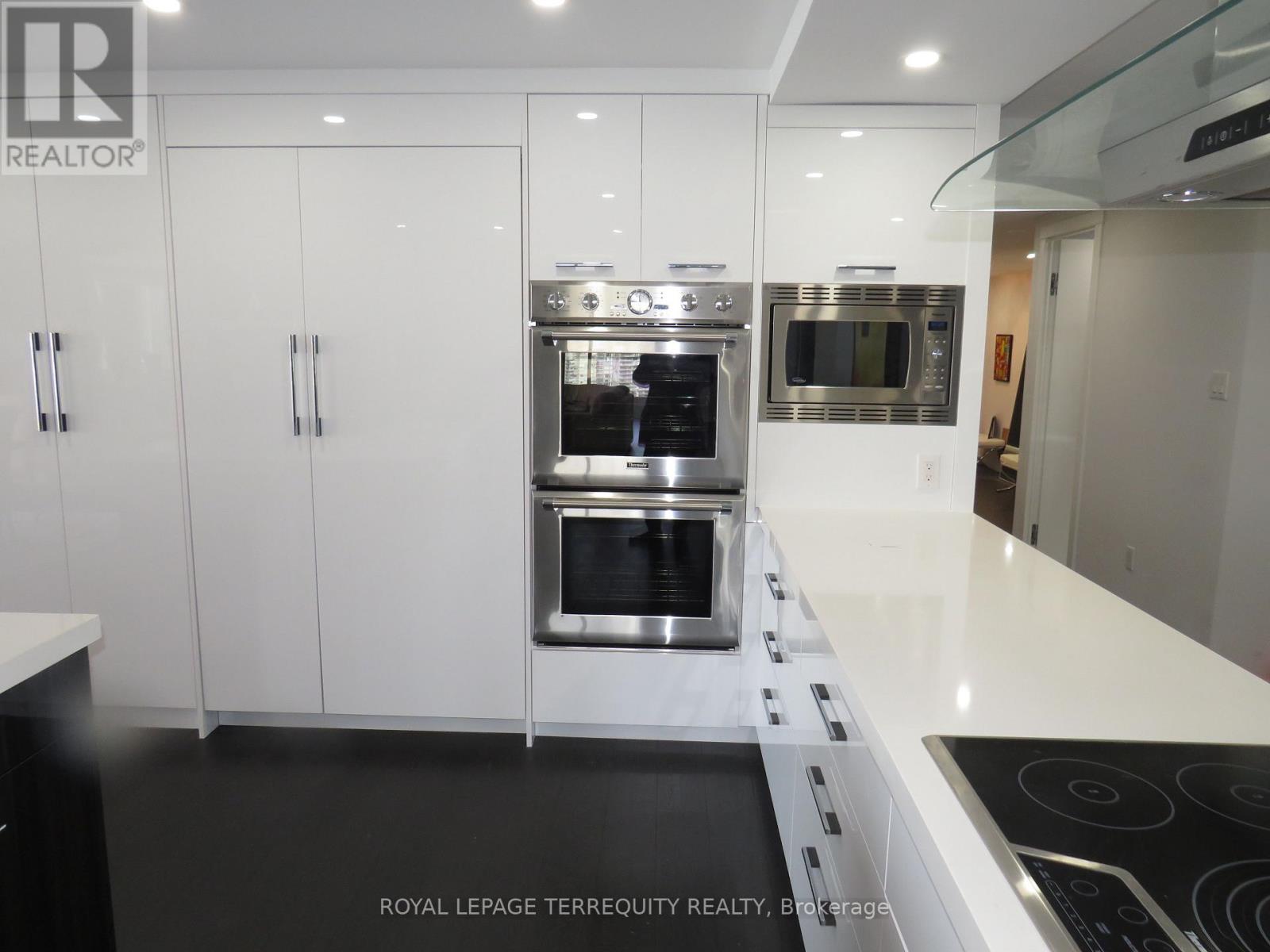 3305 - 2045 Lake Shore Boulevard W, Toronto, Ontario M8V 2Z6 - Photo 37 - W12509564