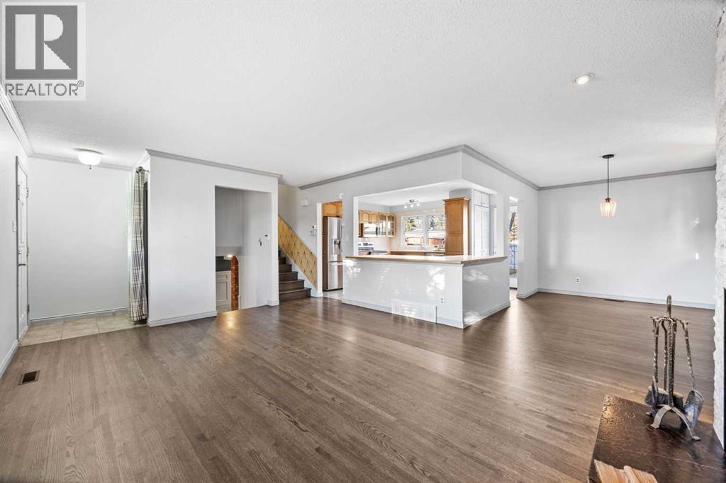 10444 Maplecreek Drive Se, Calgary, Alberta  T2J 1V1 - Photo 10 - A2269164